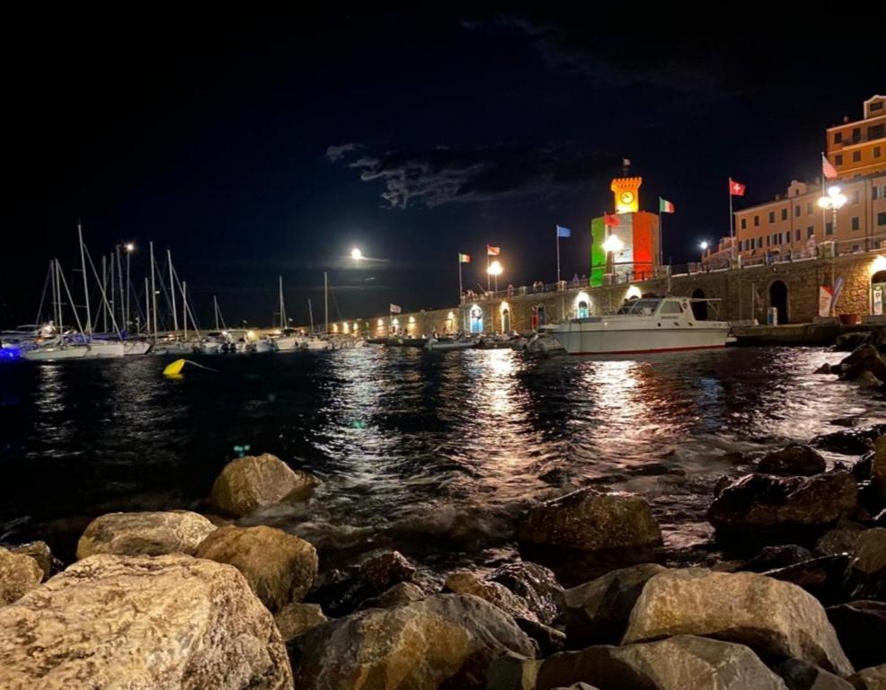 Appartamento Casa Di Mezzo Rio Marina Esterno foto